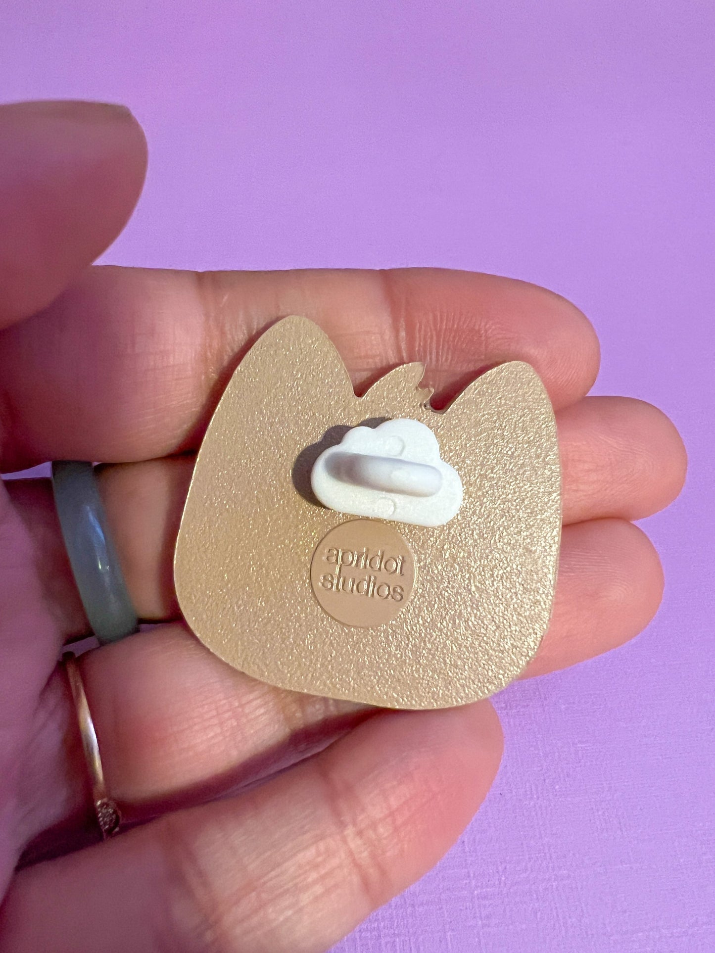 Meems the Siamese Cat Enamel Pin - Apridot Studios