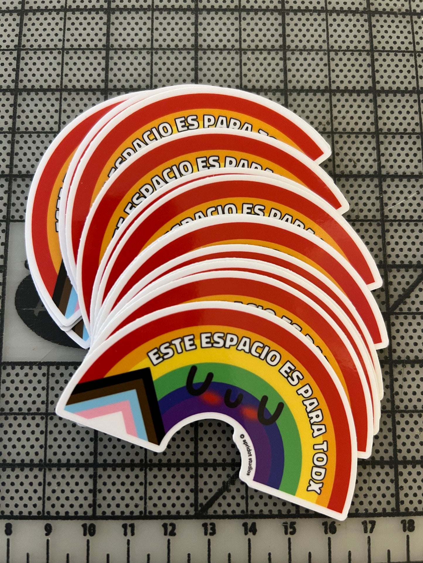 Espacio Seguro Bandera de Orgullo LGBTQ+ Sticker - Apridot Studios